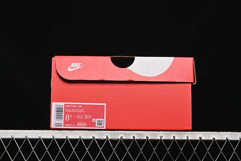 All Categories Nk SB Dunk Series Nk SB Dunk Low Low-top sneakers Nike SB Dunk Low White, black and gray color Low-top casual sneakers IB4620-141